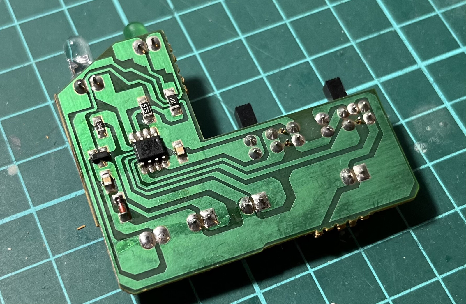 Saphirus Air Freshener PCB